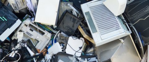 Zpětný odběr elektro; V rámci zpětného odběru přijímáme elektroodpad.